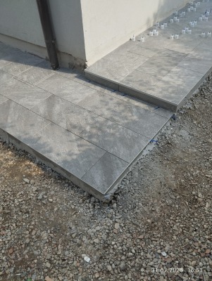 Marciapiede-Vicenza-2.jpg